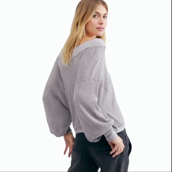 FREE PEOPLE Womens Burnout Off Shoulder Long Sleeve Waffle Knit Thermal Top XS - Picture 1 of 13